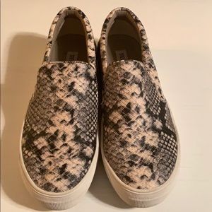 Steve Madden snakeskin platform shoes (worn once)